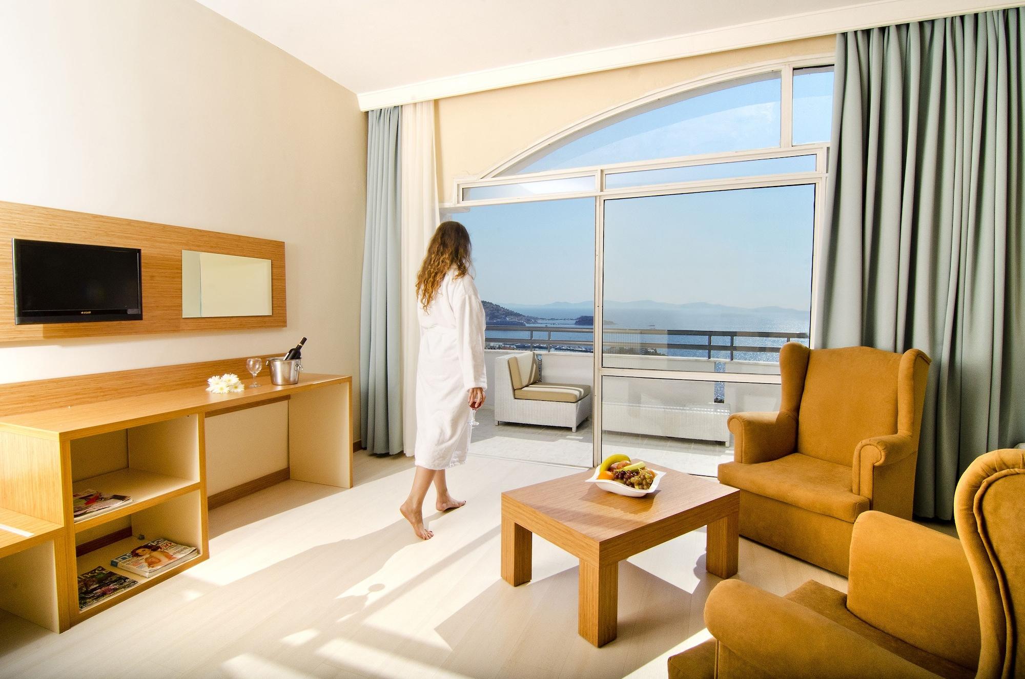 קוסדסי City'S Hill Hotel מראה חיצוני תמונה