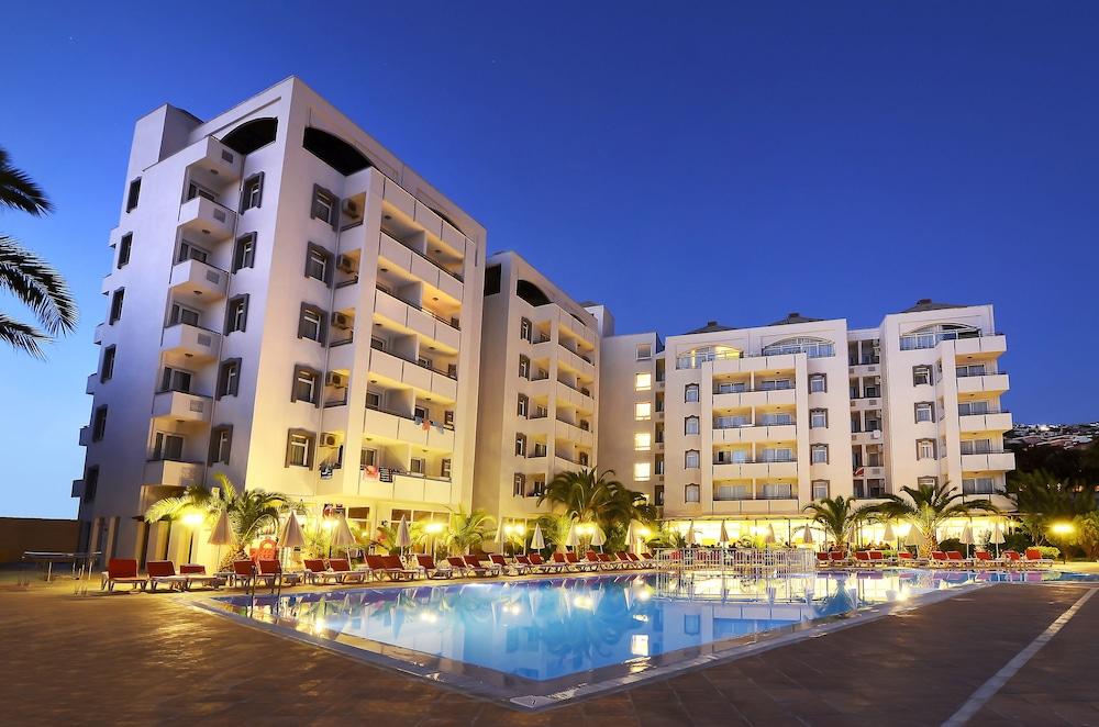 קוסדסי City'S Hill Hotel מראה חיצוני תמונה