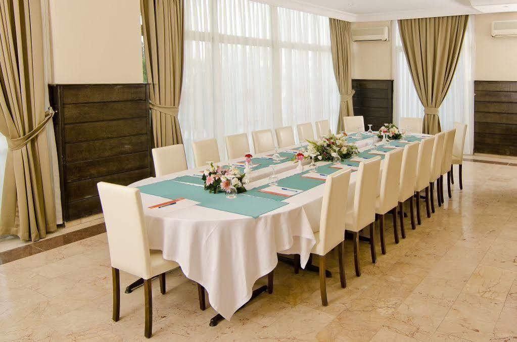 קוסדסי City'S Hill Hotel מראה חיצוני תמונה